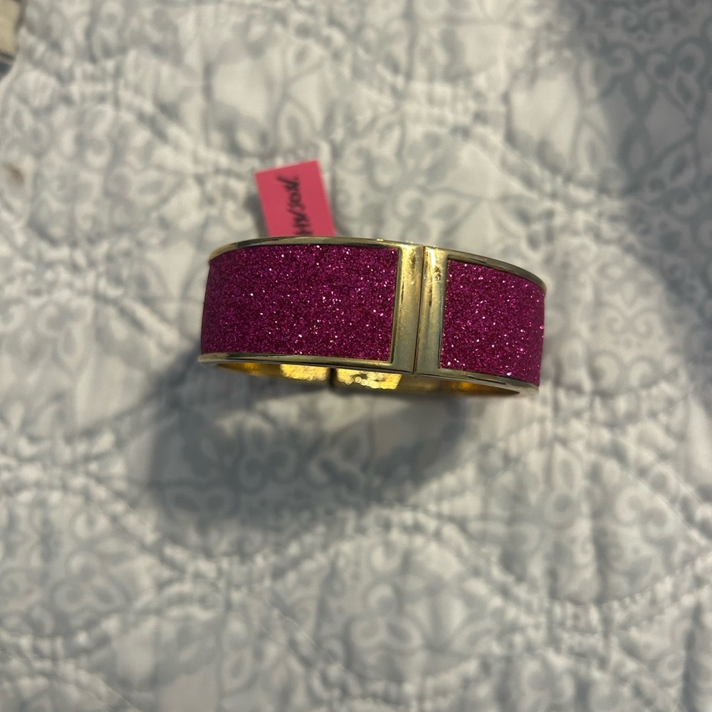 Woman bracelet Betsy Johnson New with tag